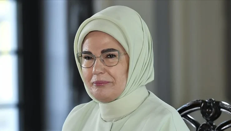 Emine Erdoğan: “Aileyi Merkeze Alan Adımlar, Yaşlanan Dünyaya Yeni Bir Nefes Olacak”