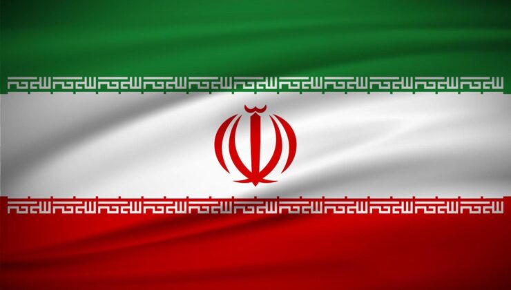 İran İsrail’in Shoham Kasabasını Füzelerle Vurdu