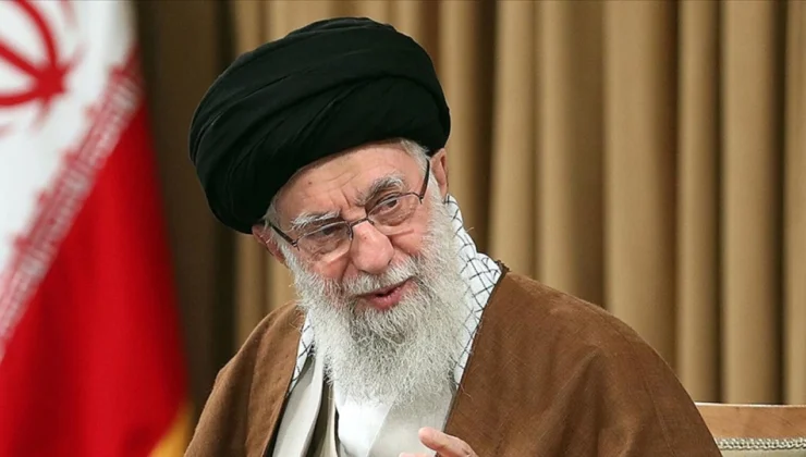 Hamaney İçin Tahran’da Dev Anma Yürüyüşü