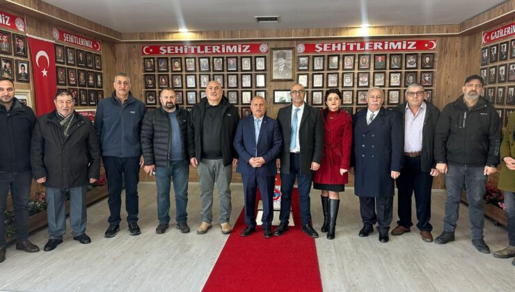 Kars (CHP) heyetinden Şehit ve Gaziler Derneği’ne Anlamlı Ziyaret