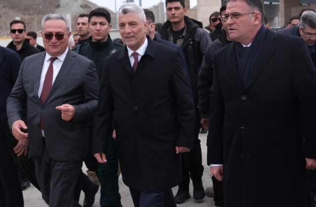 Bakan Bolat: “İran’a açılan kapılarda sorun yok”