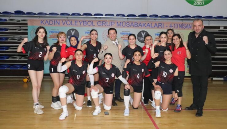 Yurtli̇g Voleybol Grup Şampiyonu Namağlup Kars Oldu