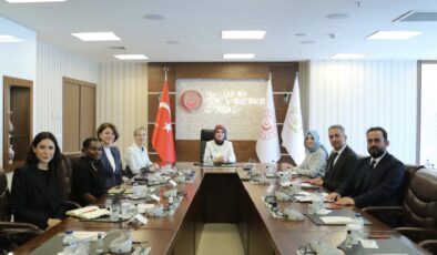 Bakan Göktaş Meta Heyeti ile Görüştü: Çocuklara Yönelik Sosyal Medya Düzenlemesi Gündemde