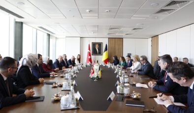 Bakan Göktaş ve Bakan Şimşek, Belçika Kraliçesi Mathilde ile Bir Araya Geldi
